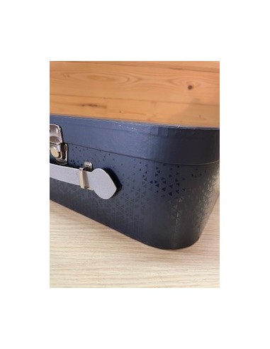 → Un coffret | Escot et Fils